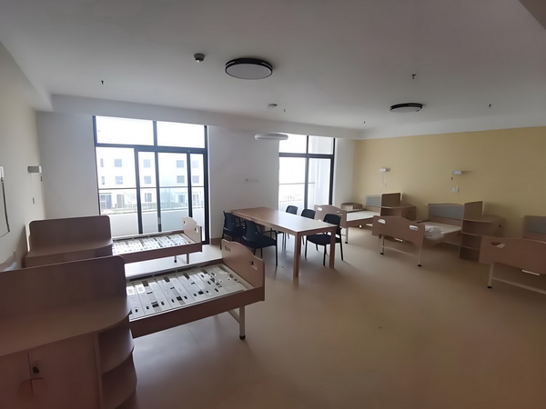 女人老了，走不动了，这2件事最好守口如瓶，这才是真聪明